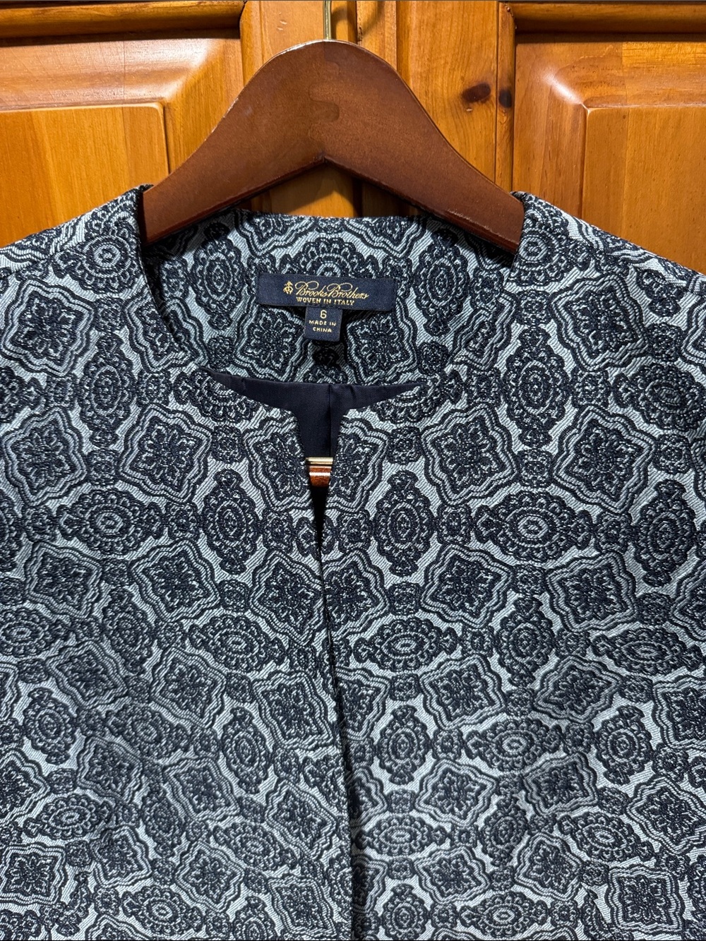 Brooks Brothers Blue and Black Patterned Blazer EUC - Picture 4 of 10